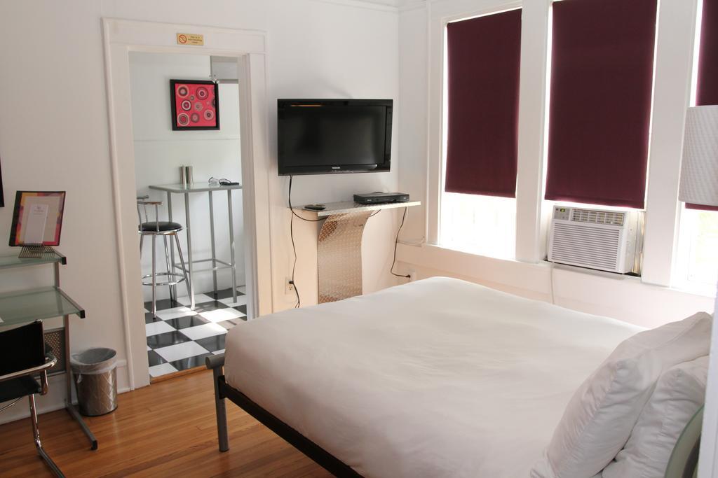 Hotel Ranola Sarasota Esterno foto